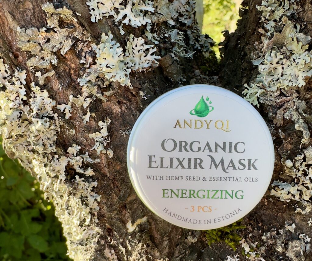 Andy Qi hiking and travel masks